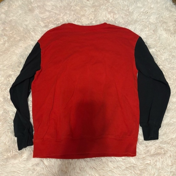 Chicago Bulls Red and Black Sweatshirt Small Color Block NBA 90s Vintage Style - Picture 4 of 4